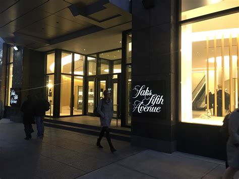 It's sad news for those in the area who love to scoop up a good deal on designer items. . Saks fifth avenue closing stores 2022
